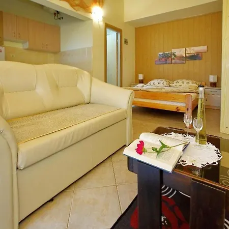Apartman-studio Vanda Апартаменты